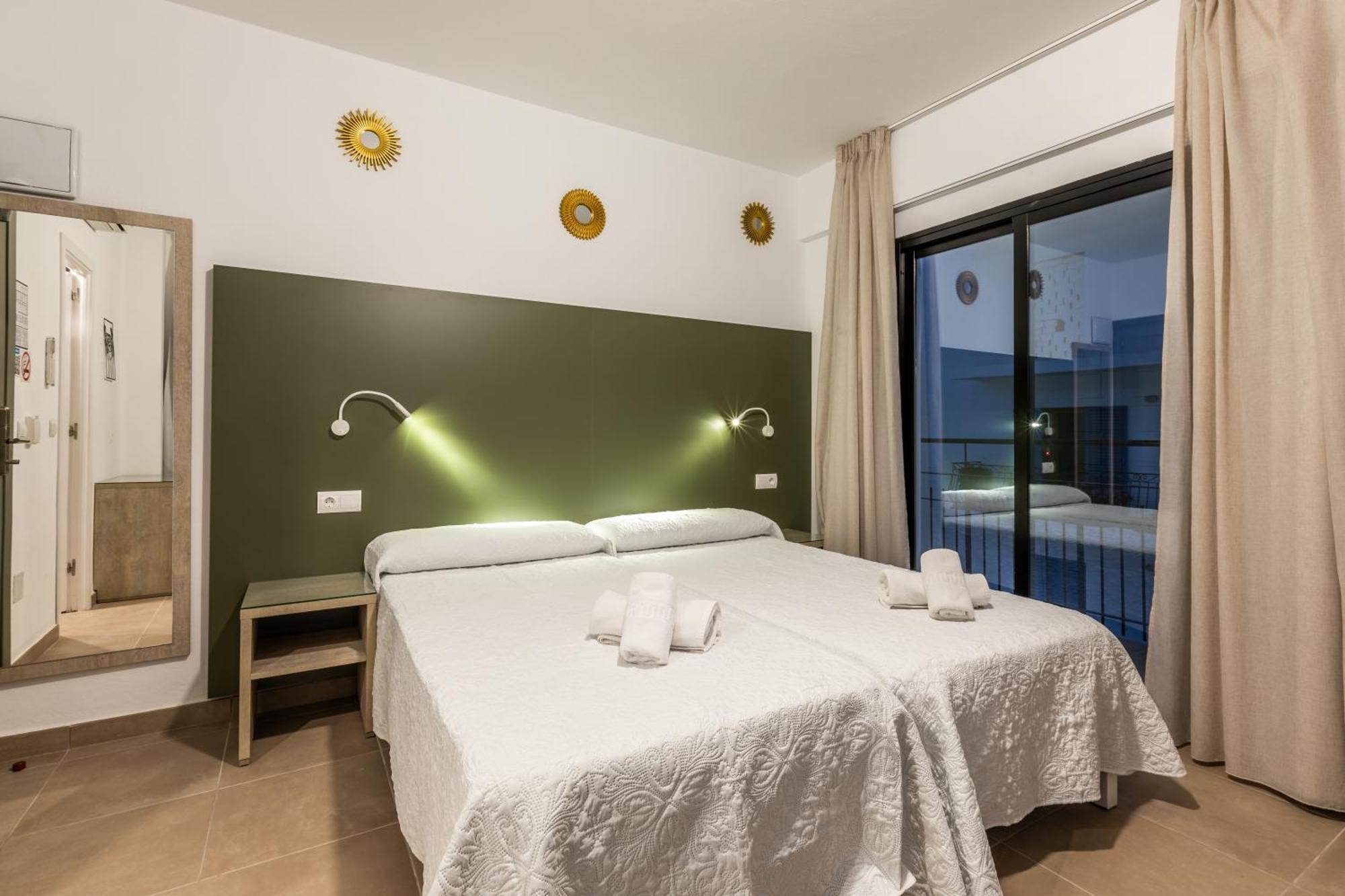 Hostal Alicante San Antonio (Ibiza) Exterior foto