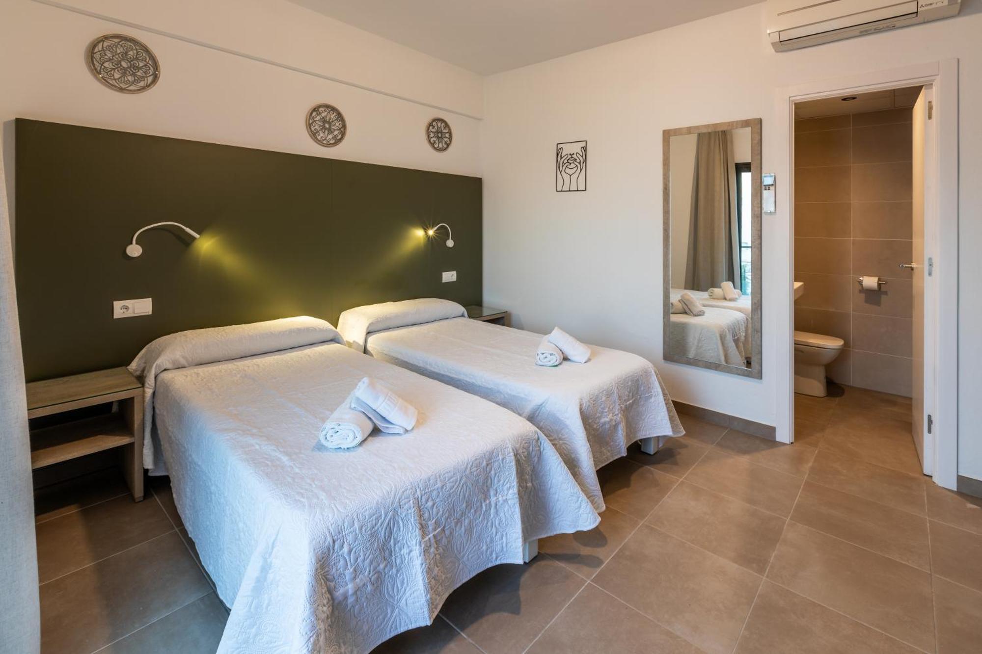 Hostal Alicante San Antonio (Ibiza) Exterior foto