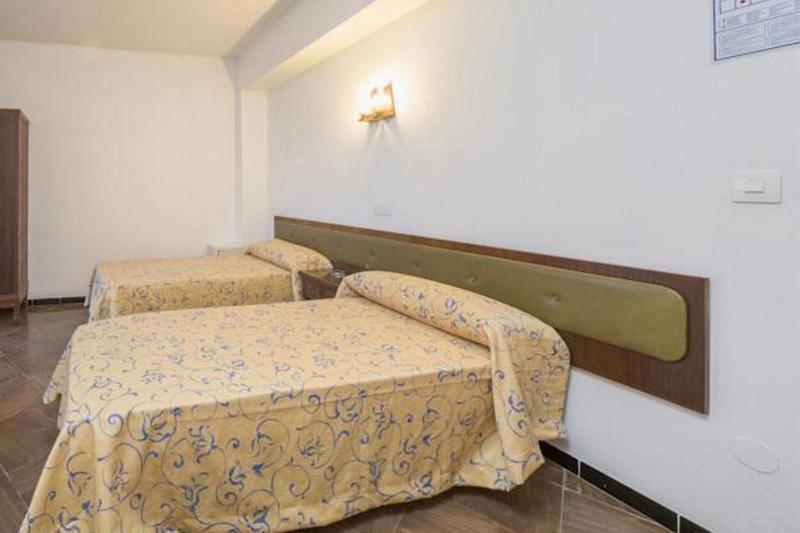 Hostal Alicante San Antonio (Ibiza) Exterior foto